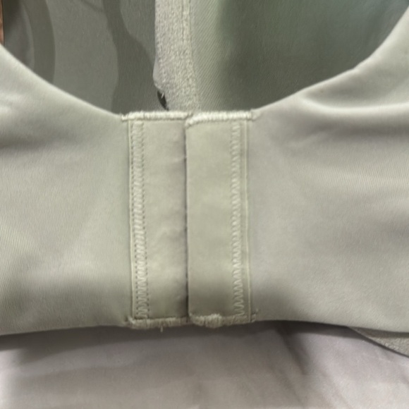 Skims Fits Everybody T Shirt Bra 42DDD - Picture 6 of 9